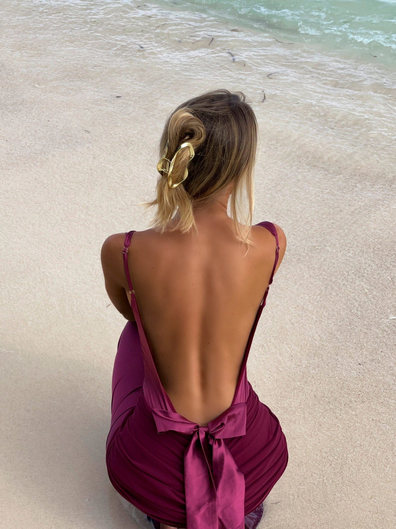 BREANNE-MAXI-DRESS-BURGUNDY5_1350x1800-4