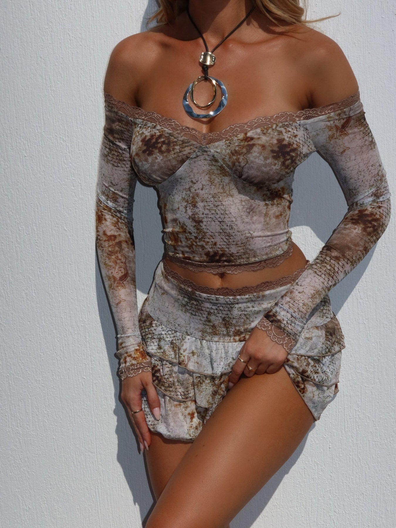 EMERSONLONGSLEEVETOPKALAHARI_EMERSONMINISKIRTKALAHARI1_1f4a6786-20d3-470e-96d6-730f740e453b_1350x1800-1