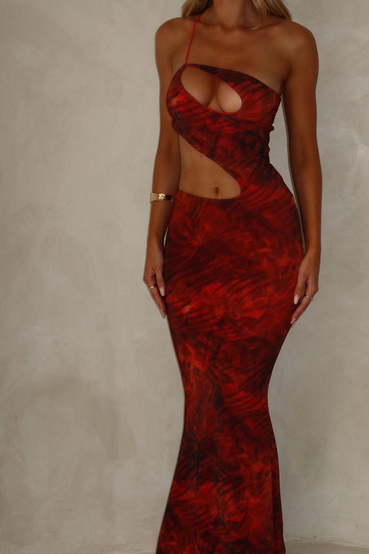 FERNMAXIDRESSORANGE1_1350x1800-15