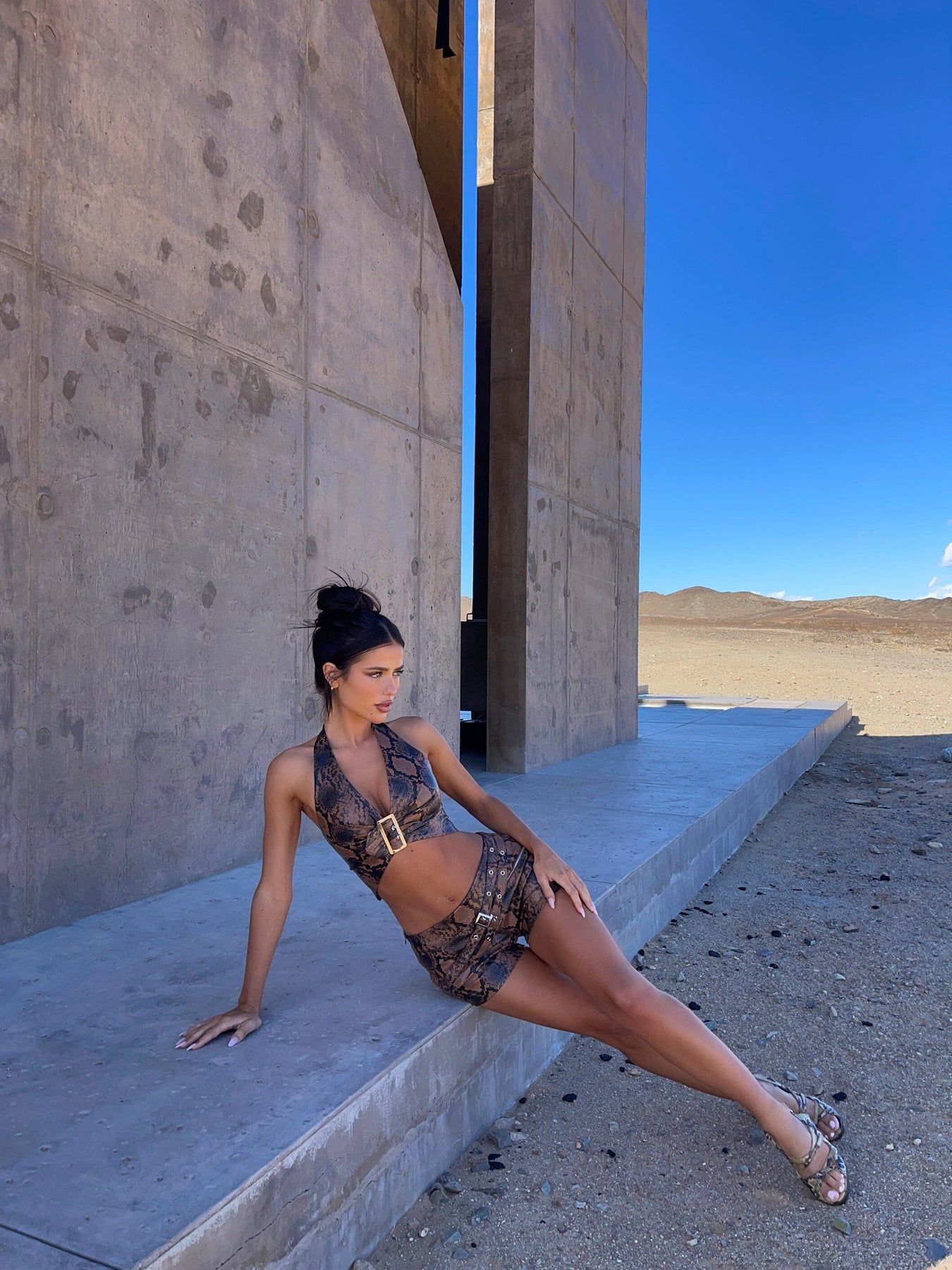 KEEYA-TOP-AND-SHORTS-SNAKE2_1350x1800-5