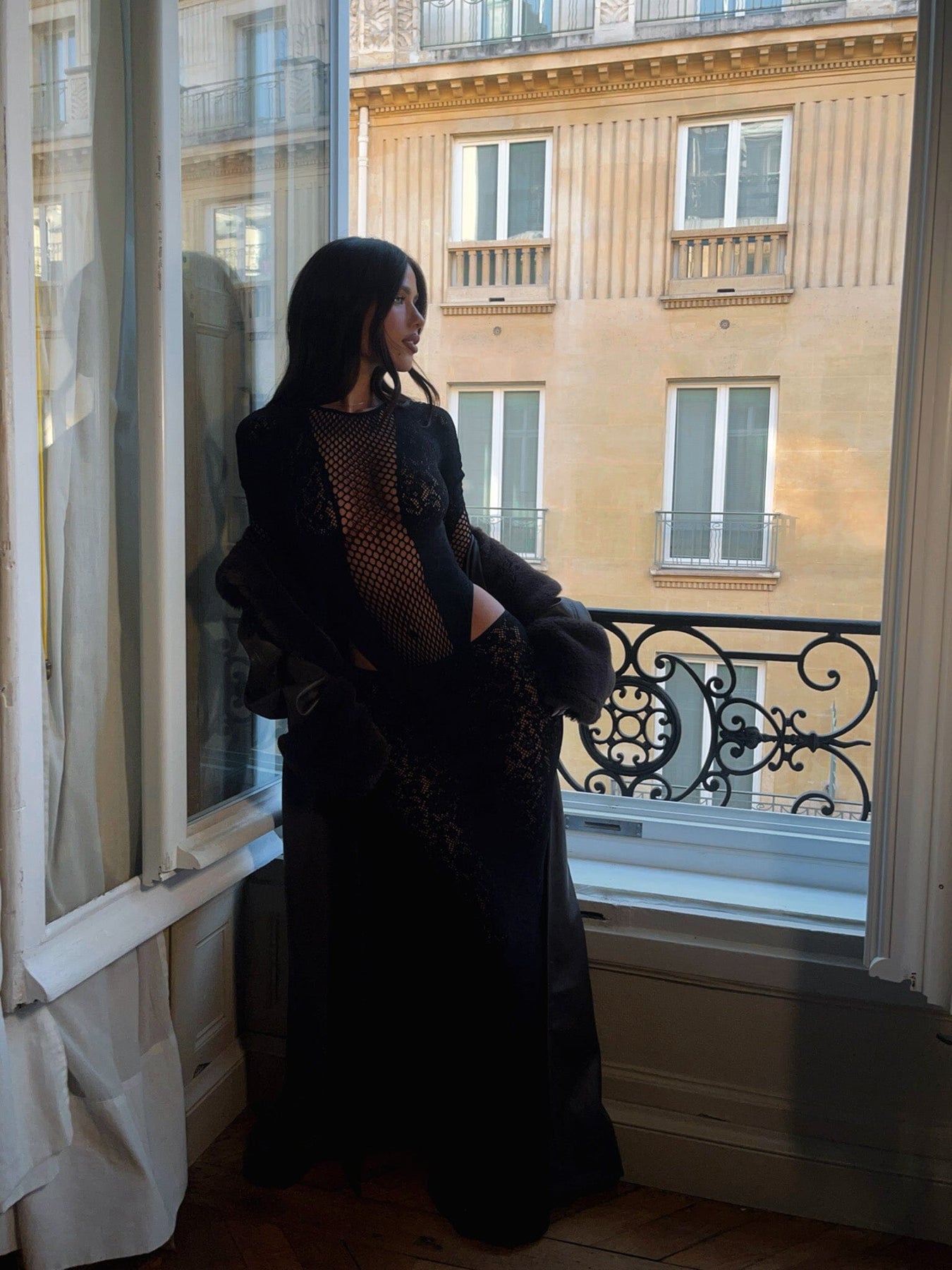 KERENSATOP_MAXISKIRTBLACK22_4df72722-cff3-4fcb-a774-fc147cceba51_1350x1800-10