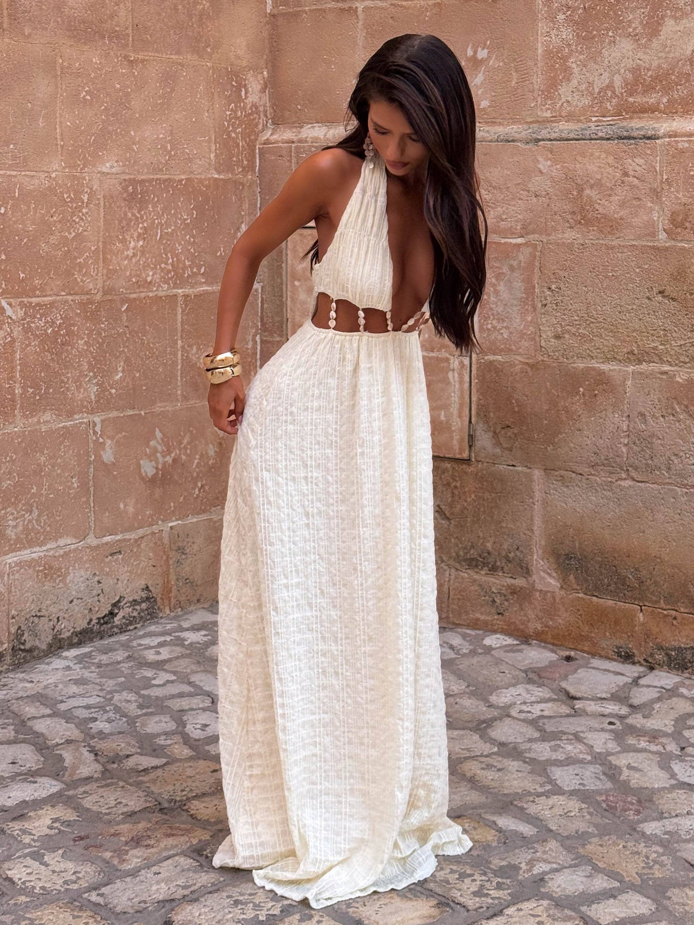 SILVIAE-MAXI-DRESS-WHITE23_1350x1800-1